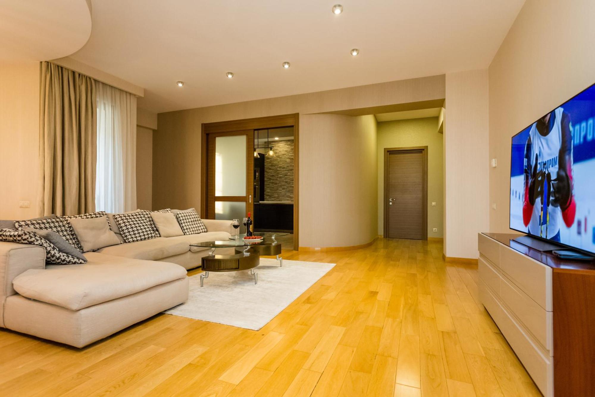 The Grand Apartment Lll Tbilissi Extérieur photo